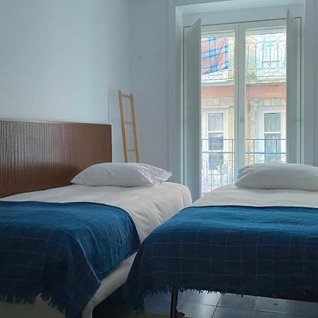 Piso Azul Premium Apartments In Bairro Alto By Lovelystay Lisbon Exterior photo